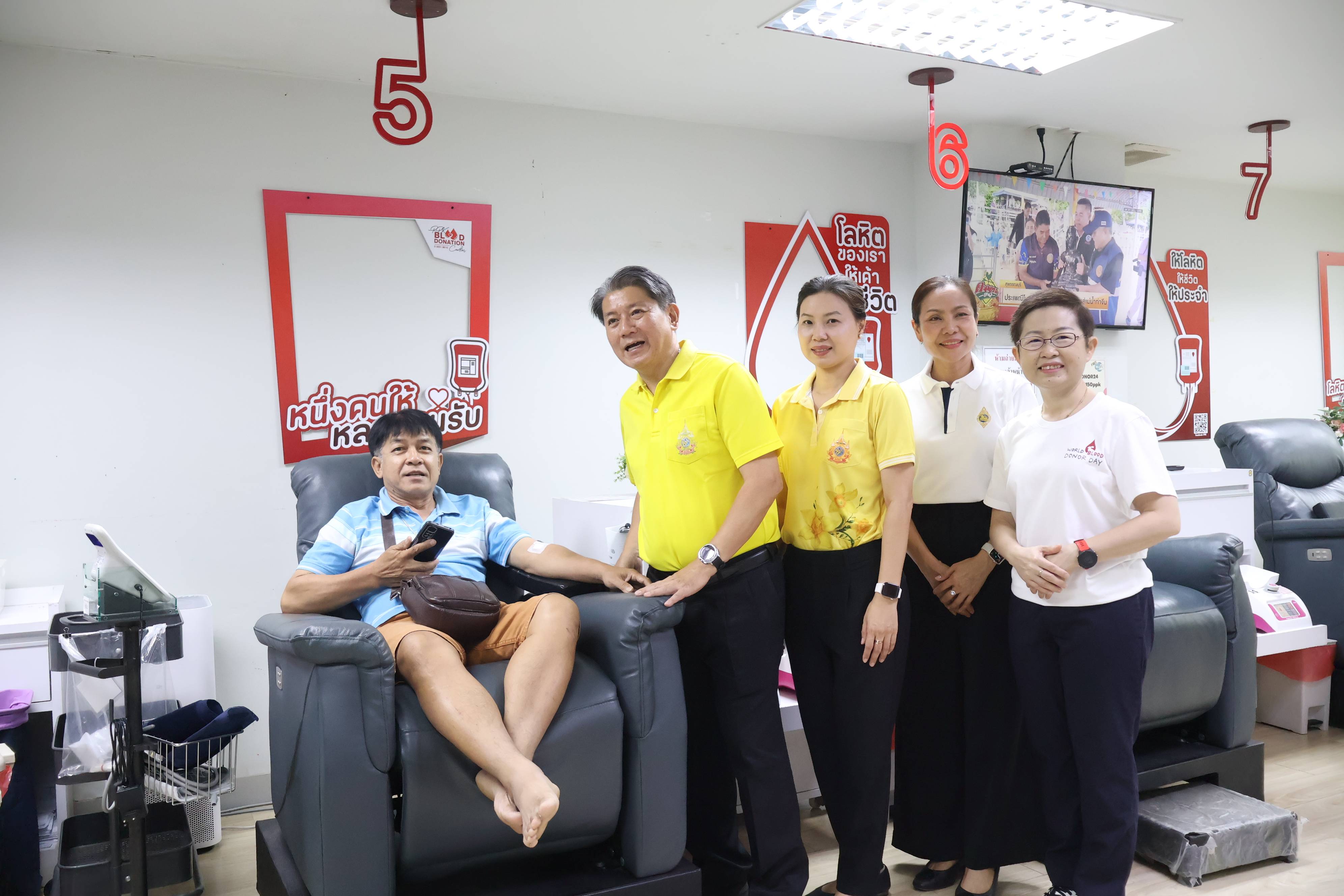 จันทบุรี จัดกิจกรรม "จิตอาสาทำความดี บริจาคโลหิต เฉลิมพระเกียรติ" พระบาทสมเด็จพระเจ้าอยู่หัว เนื่องในโอกาสมหามงคลเฉลิมพระชนมพรรษา 74 พรรษา 28 กรกฎาคม 2569 ชวนประชาชนร่วมทำความดีสำรองโลหิตเพื่อช่วยเหลือผู้ป่วยตลอดเดือนกรกฎาคม